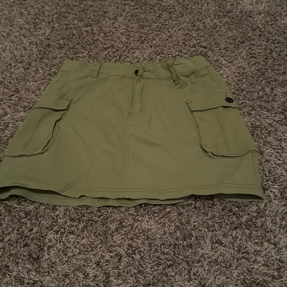 Green skirt